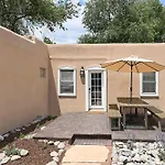 Dos Hermanas Casita 4 & 5 Downtown Courtyard